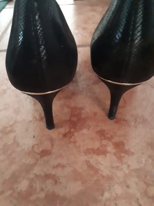 Sapatos pretos Aldo