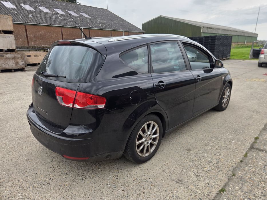 Seat.  Altea  XL