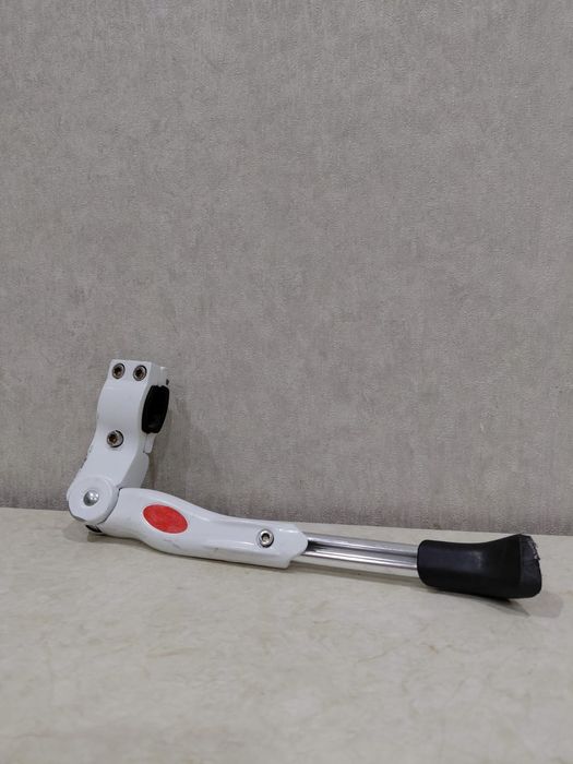 Підніжка для велосипеда