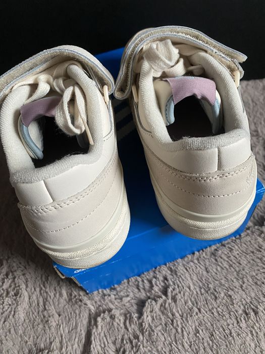 Buty Adidas Forum Low W