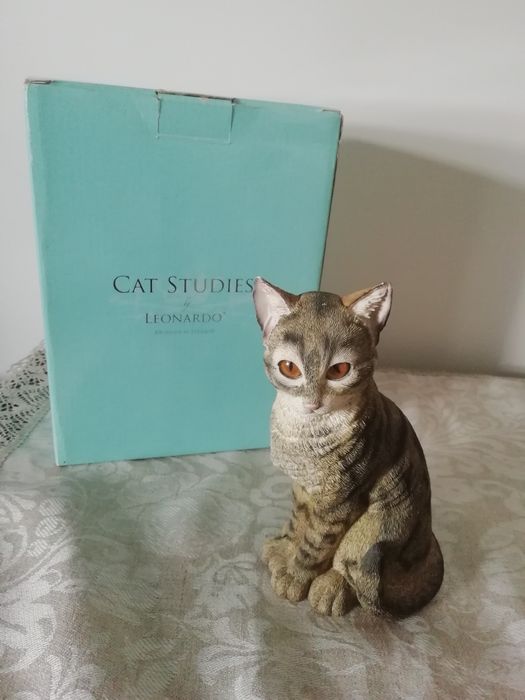 Cat /Gato, by Leonardo