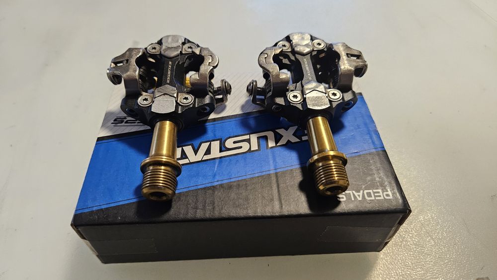 Pedais EXUSTAR MTB E-PM222Ti eixo em titânio