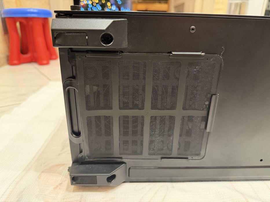 Obudowa komputerowa z zasilaczem be Quiet 600W