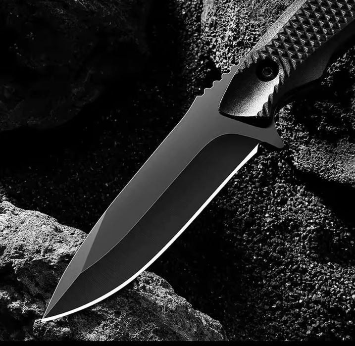 Нож тактический в чехле