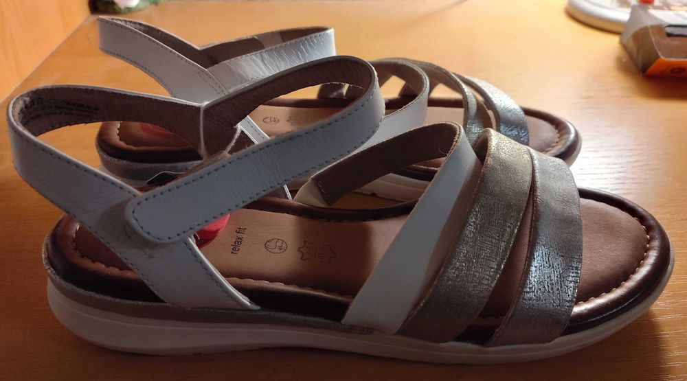 Босоніжки Jana Relax Fit