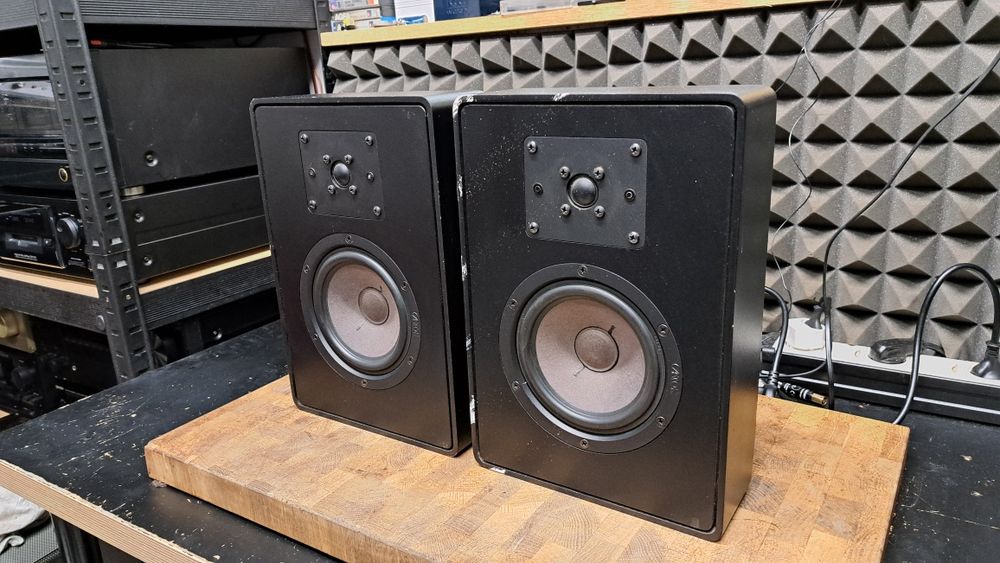 Monitory kolumny Canton GLE 40F