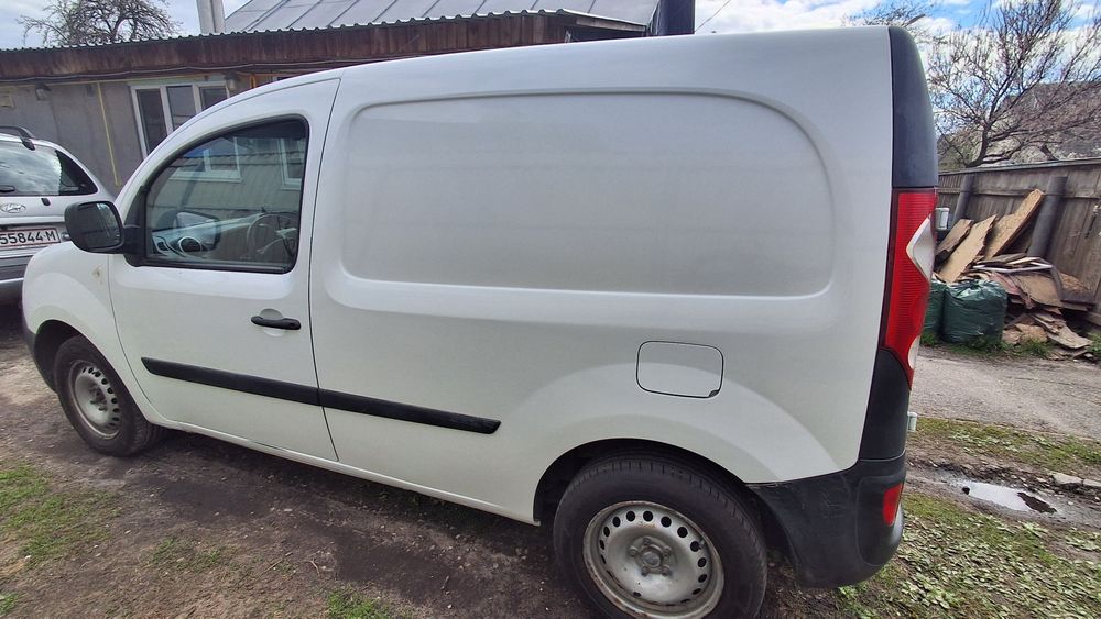 Renault kangoo 2011 1.5  продам