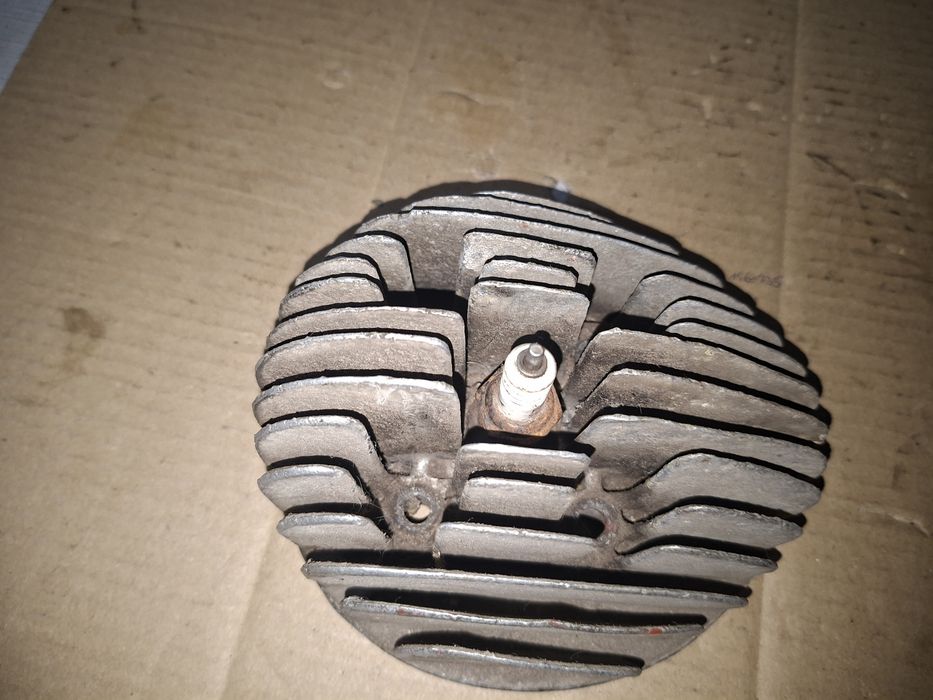 Zmd glowica cylindra wsk 125,wfm stan BARDZO DOBRY