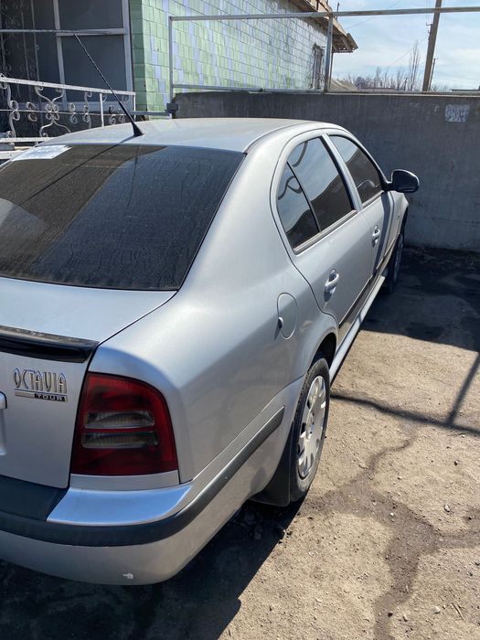 Skoda Octavia tour 2010 год