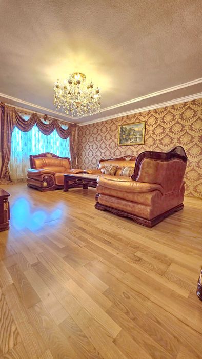 КЛАСИЧНА 3 кім кв в ІТАЛІЙСЬКОМУ стилі. Працюємо по Держпрограмі.