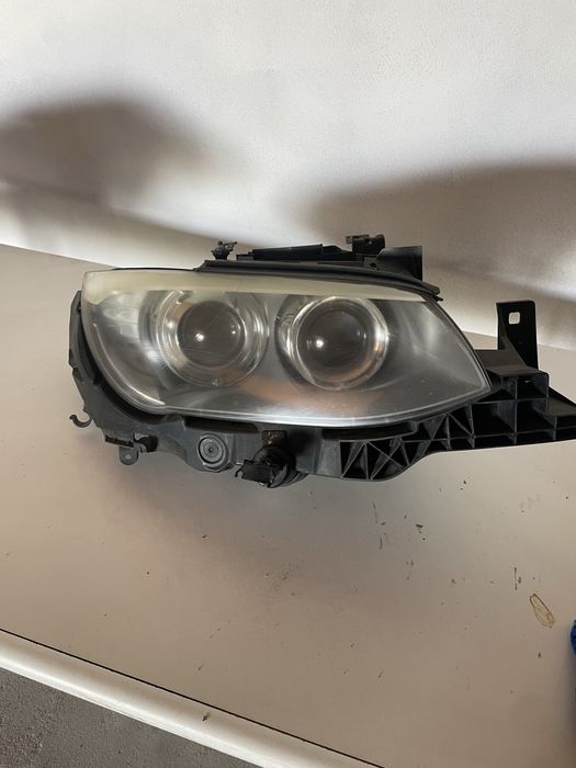 Farol direito E92 LCI