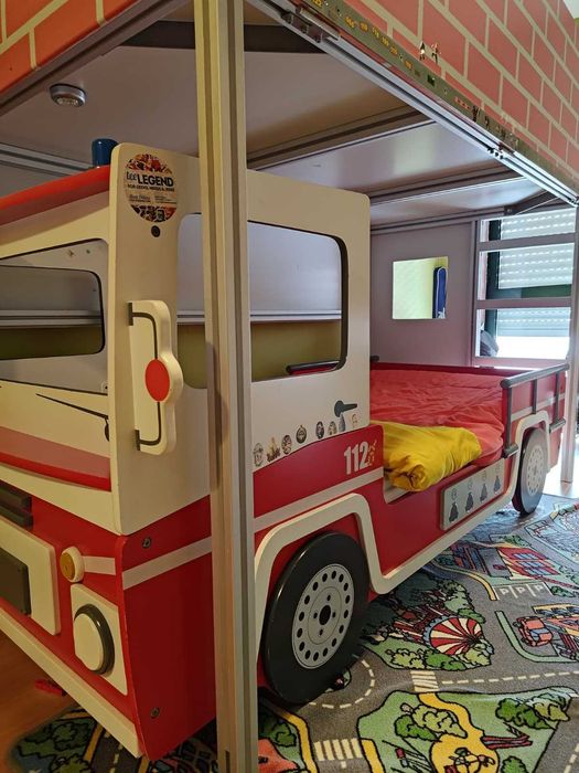 Beliche camião de bombeiros + Quartel de bombeiros. Preço sob consulta