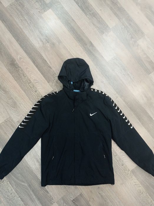 Вітровка Nike на лампасах