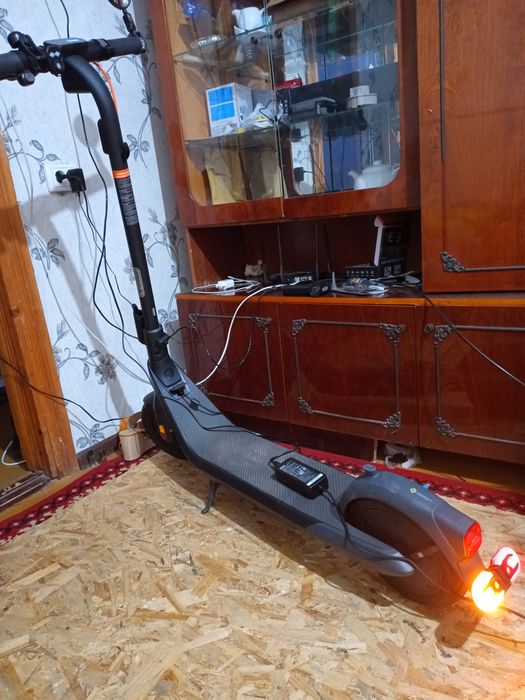Электросамокат Segway ninebot E2Pro 32 км/ч.