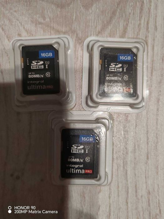 Карти пам'яті microSDXC Lexar 64, 32, 16 Gb