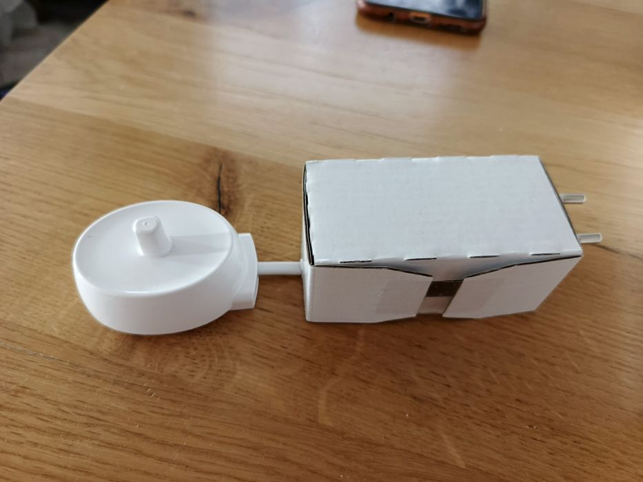 Ładowarka szczoteczki elektrycznej Oral-B