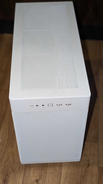 Ігровий ПК Ryzen 5 7500F/RX 6700 XT/БЕЗ SSD/RAM 32 ГБ/Gigabyte 750