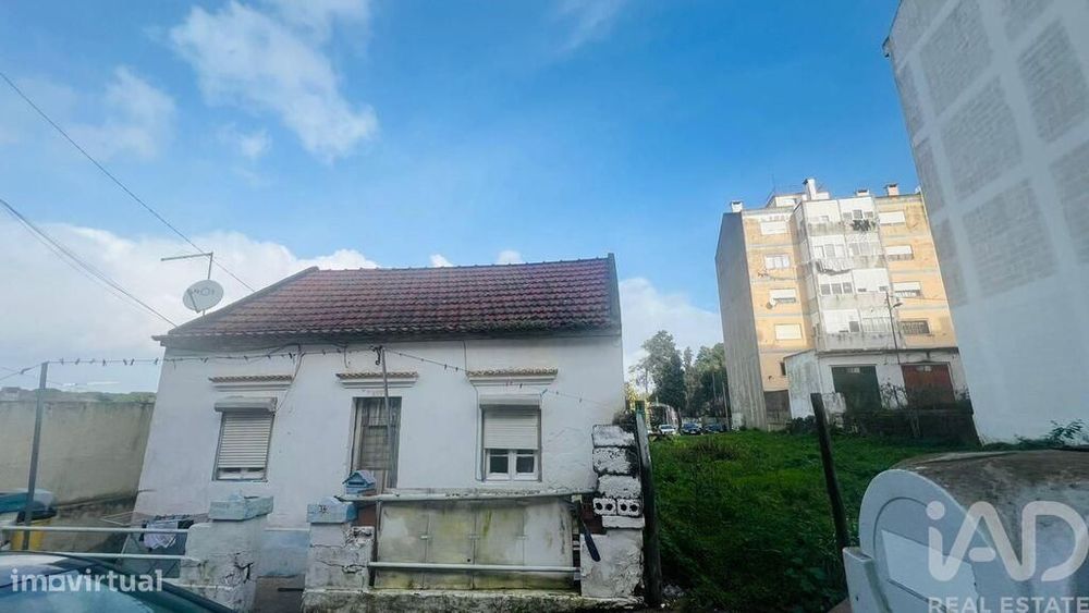 Casa / Villa T1 em Seixal, Arrentela e Aldeia de Paio Pires