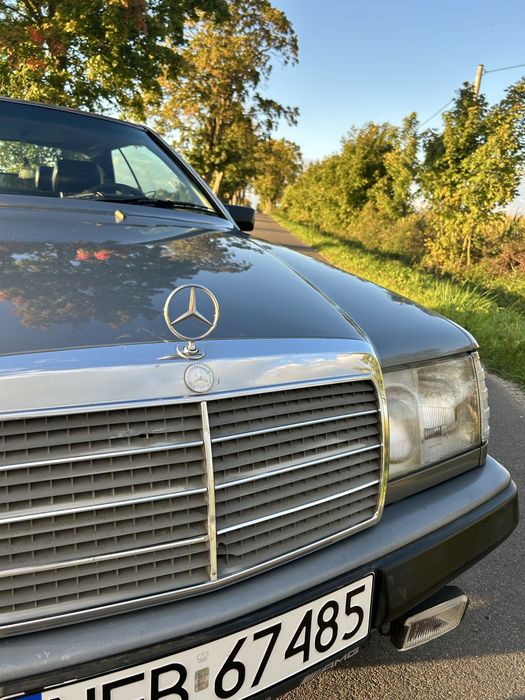 Mercedes-benz W124 coupe
