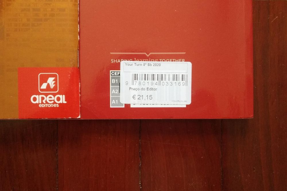 Livros escolares 8 ano Matemática Ciências Espanhol Inglês Geografia