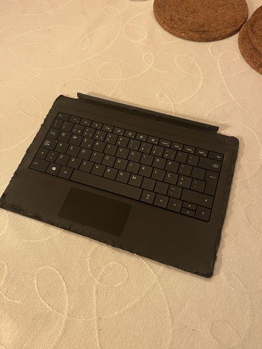 Teclado Surface Pro 3 a funcionar445943566294077441