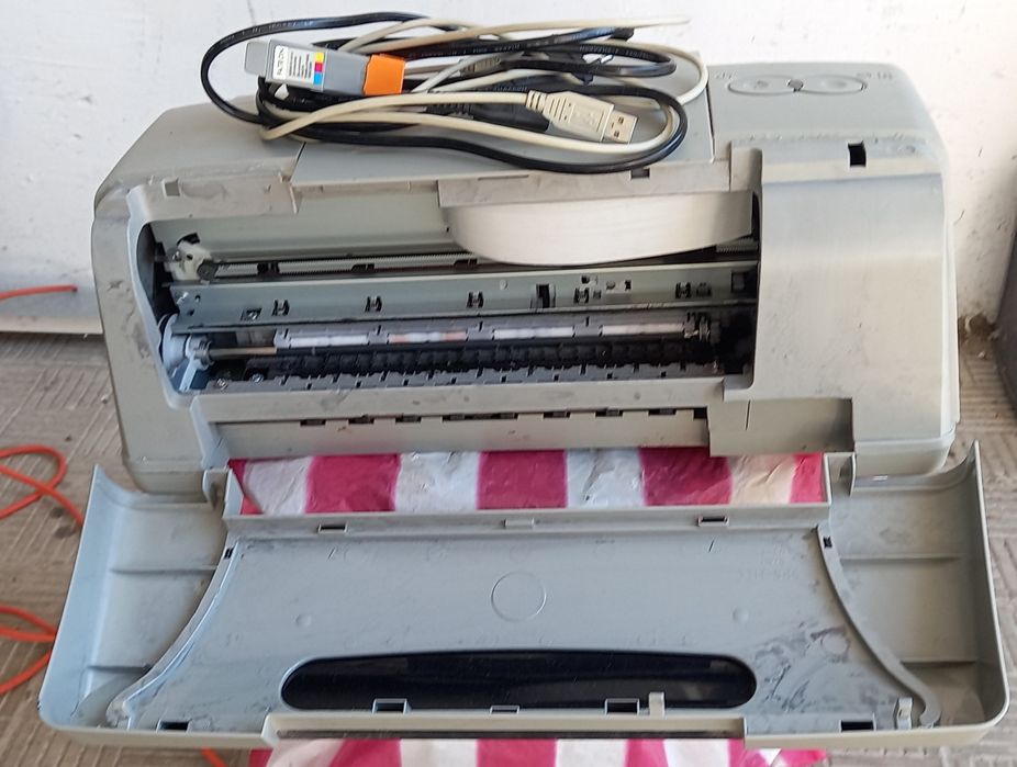 Продам принтер CANON PIXMA IP1500 (струйный цветной)