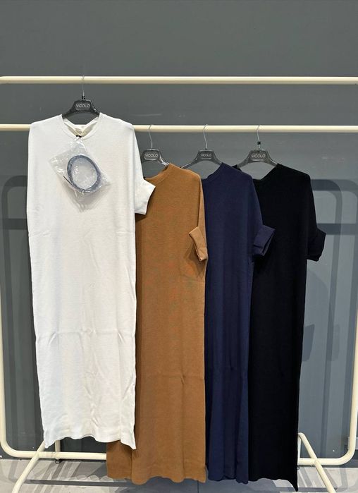 Продам женский итальянский костюм фирмы Vicolo