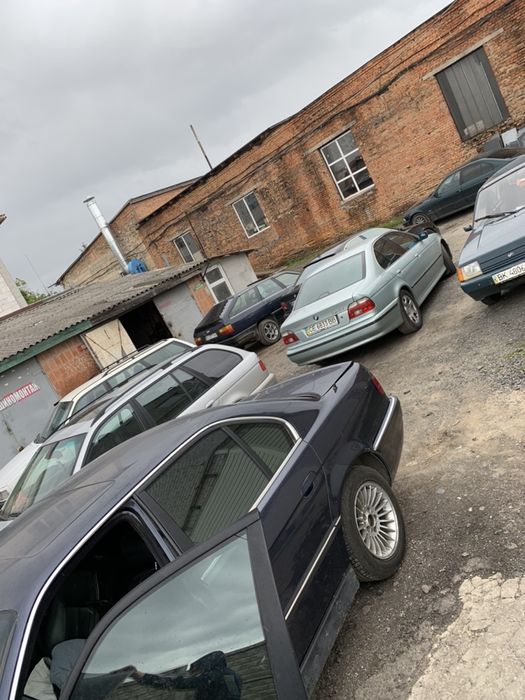 Шрот Бмв чорний потолок е60 Розборкам е39 е53 bmw e46