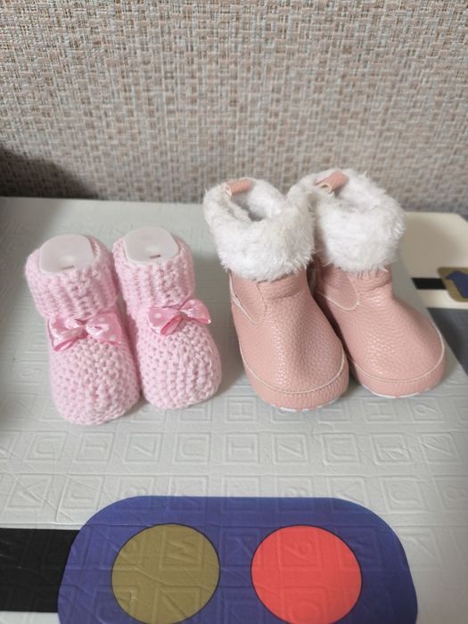 Взуття для дівчинки