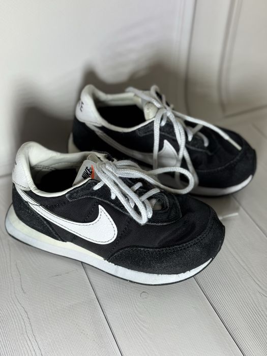Кросівки nike дитячі, дитяче взуття . Кросівки легкі на весну . Найк