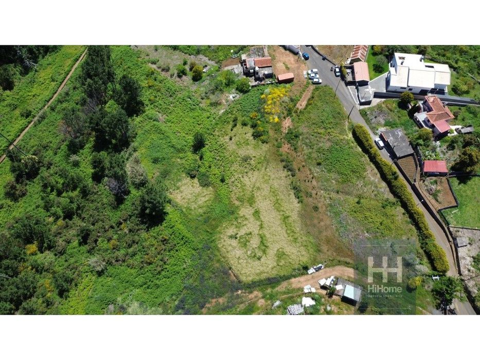 Terreno urbanizavel construção moradias em Prazeres, Calheta