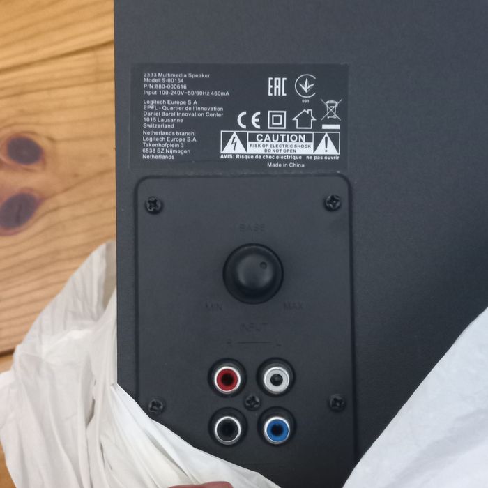 3 colunas logitech