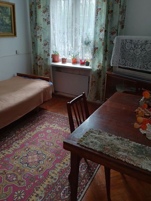 Здається кімната