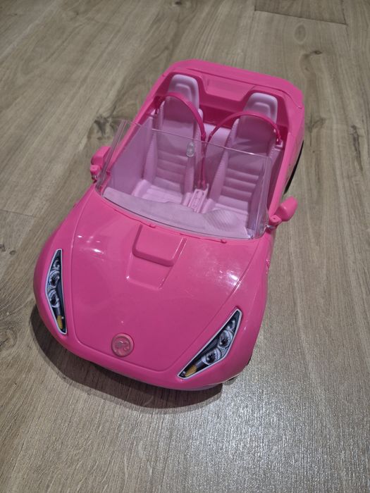 Sportowe Autko Barbie