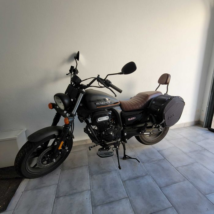 Vendo UM Renegade Sport 125 de 2022 apenas 3152km