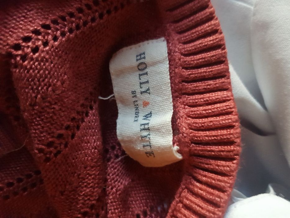 Sweterek z krótkimi rekawkami