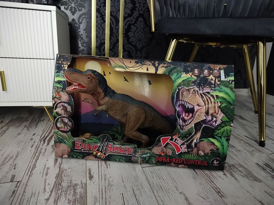 Dinozaur sterowany na pilot 4+