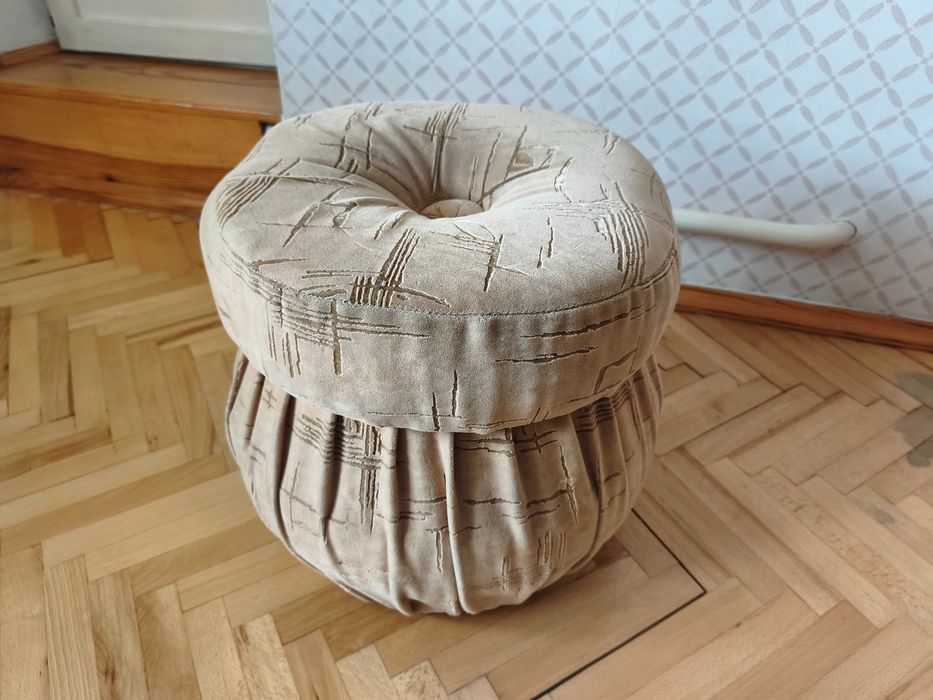 Пуфік мякий матерчатий