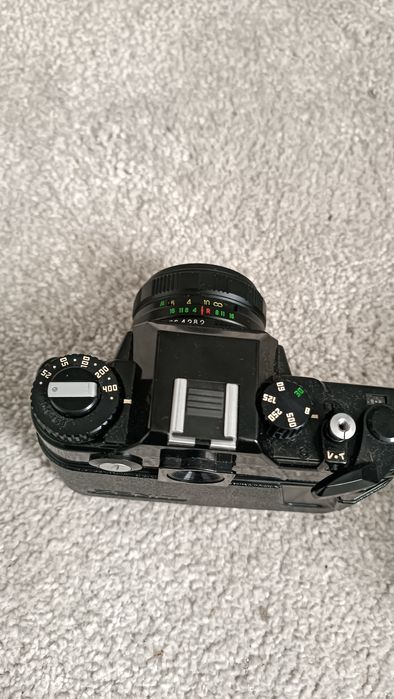 Фотоапарат з чохлом