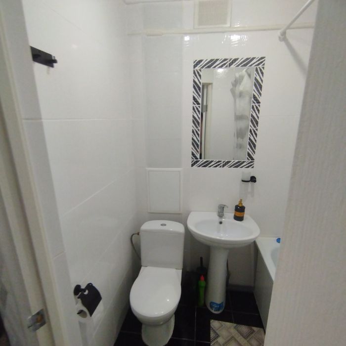 Здається квартира подобово, 1 поверх.