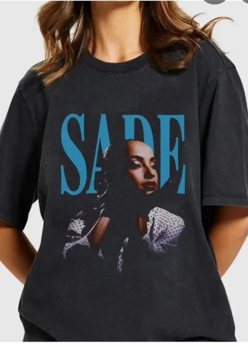 T-shirt oversize algodão da SADE