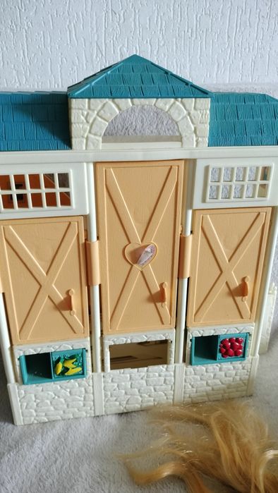 Stajnia dla barbie nr 2