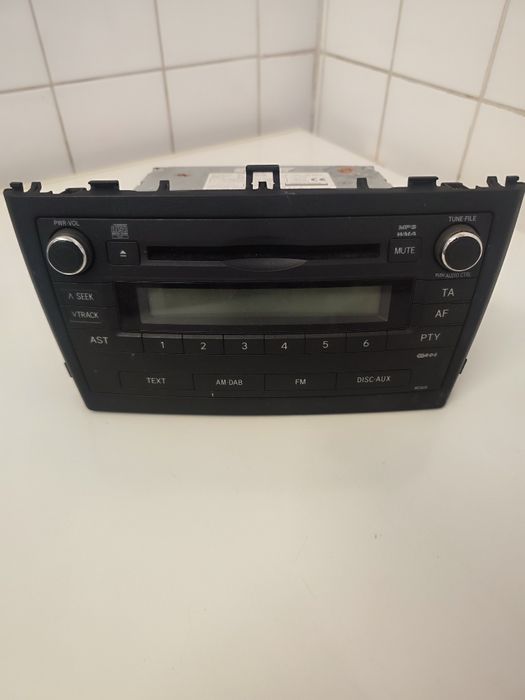 Radio Toyota Avensis