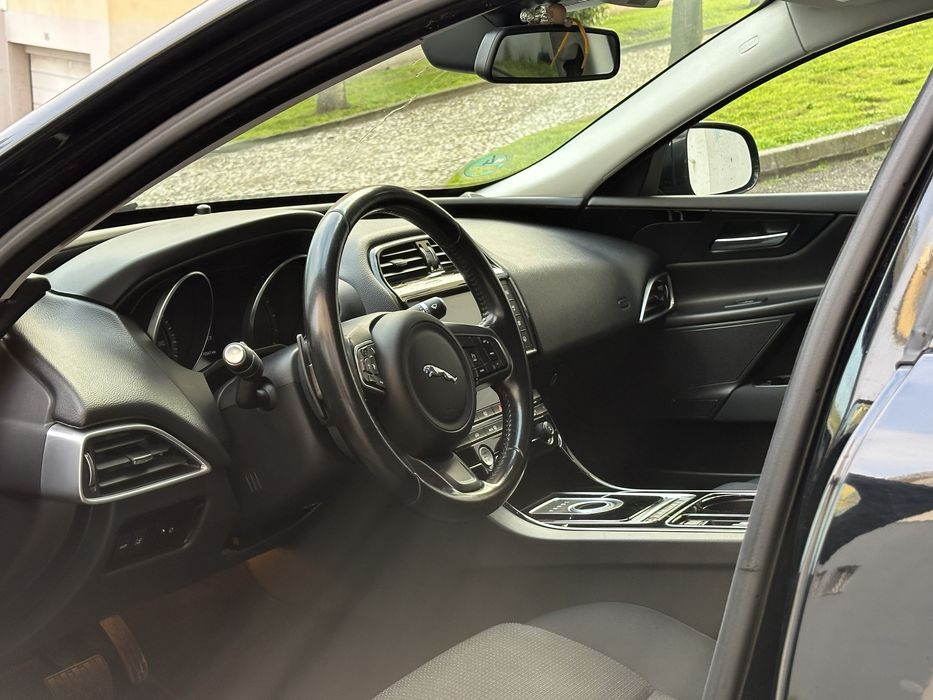 Jaguar XE 2.0D 2015/10