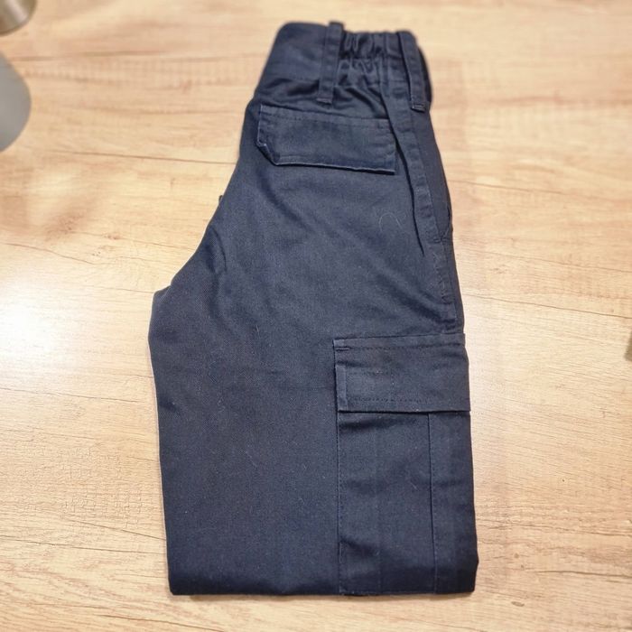 Mundur harcerski i bojówki  128