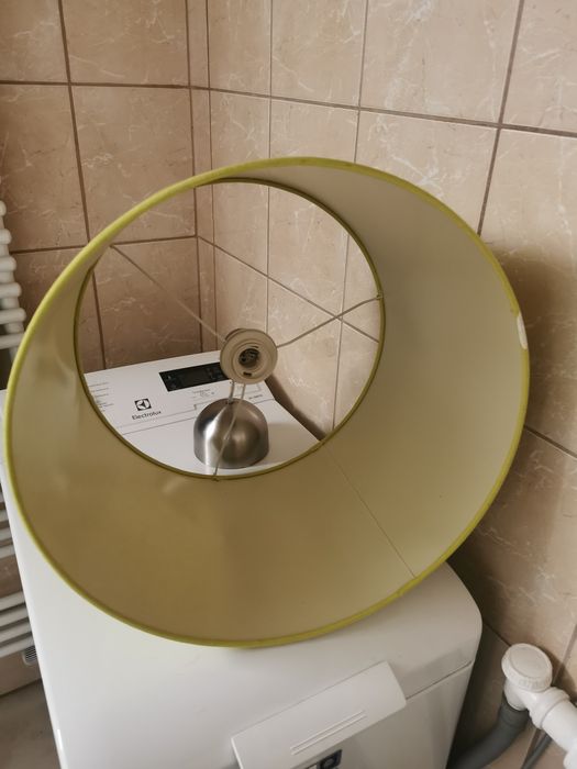 Lampa wisząca, abażur limonkowy duży.