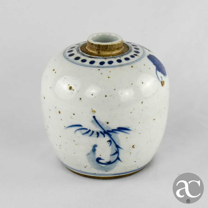 Pequeno pote porcelana China, dinastia Qing, Qianlong, séc. XVIII