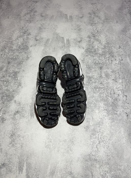Кроссовки Nike Air Vapormax Plus оригинал