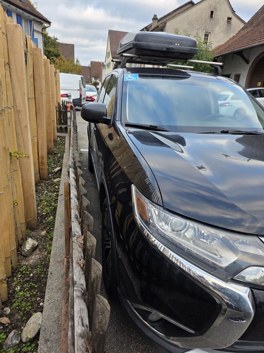 Mitsubishi Outlander 3