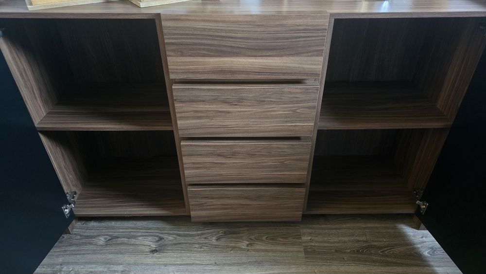 Sprzedam zestaw mebli do sypialni